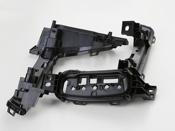 汽车零部件注塑加工流程