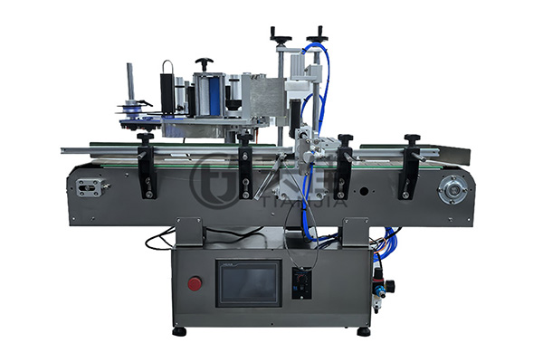 如何让圆瓶贴标机适配锥度瓶、异形瓶？柔性贴标技术解析