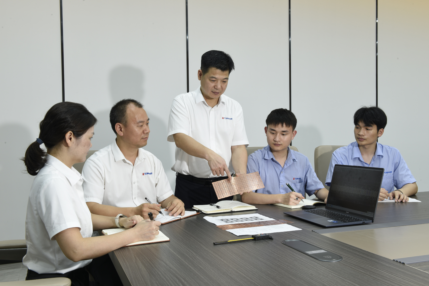 公司成员