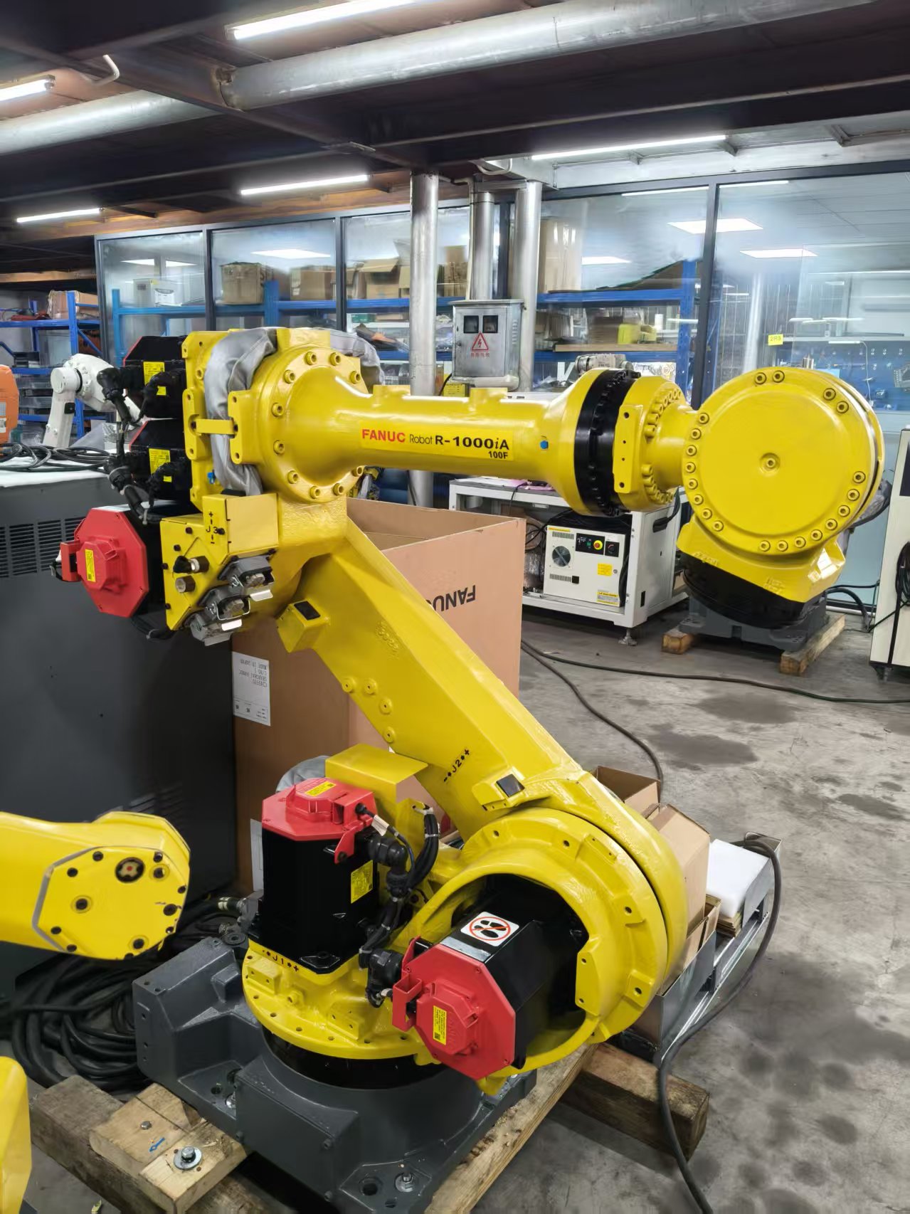FANUC R-1000iA/100F 工业机器人