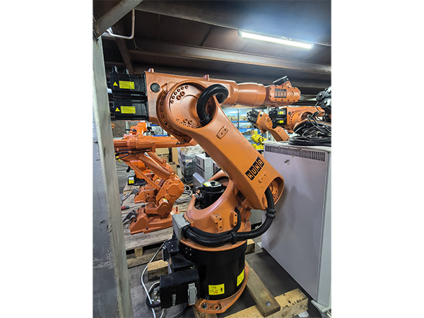 KUKA KR60 L45