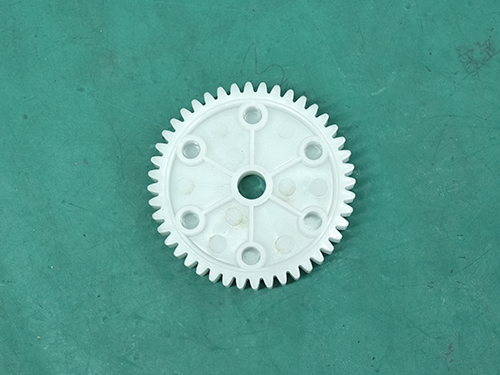 为什么塑料齿轮会出现齿形误差过大呢？