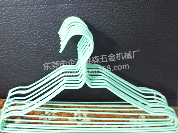 高速浸朔扭花衣架成型机