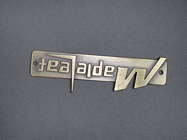 精美鋅合金標牌