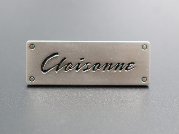 鋅合金標牌電鍍表面處理的好處有哪些？