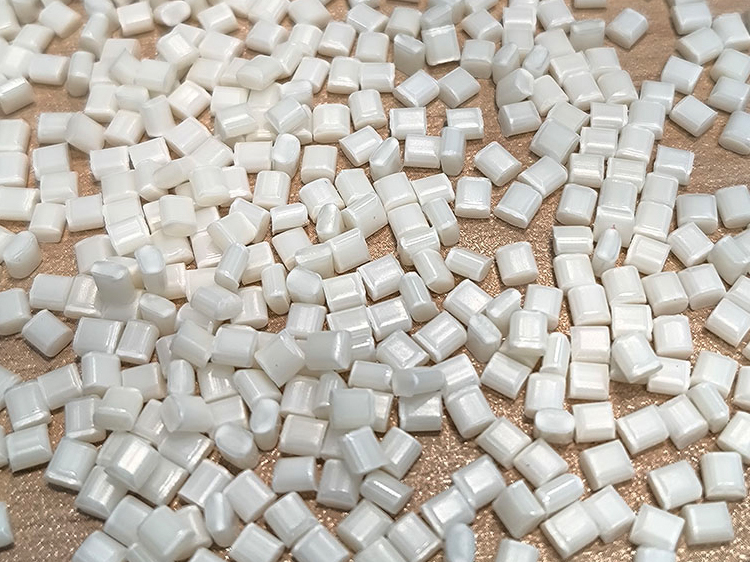 GRS塑料的用途和优点是什么？