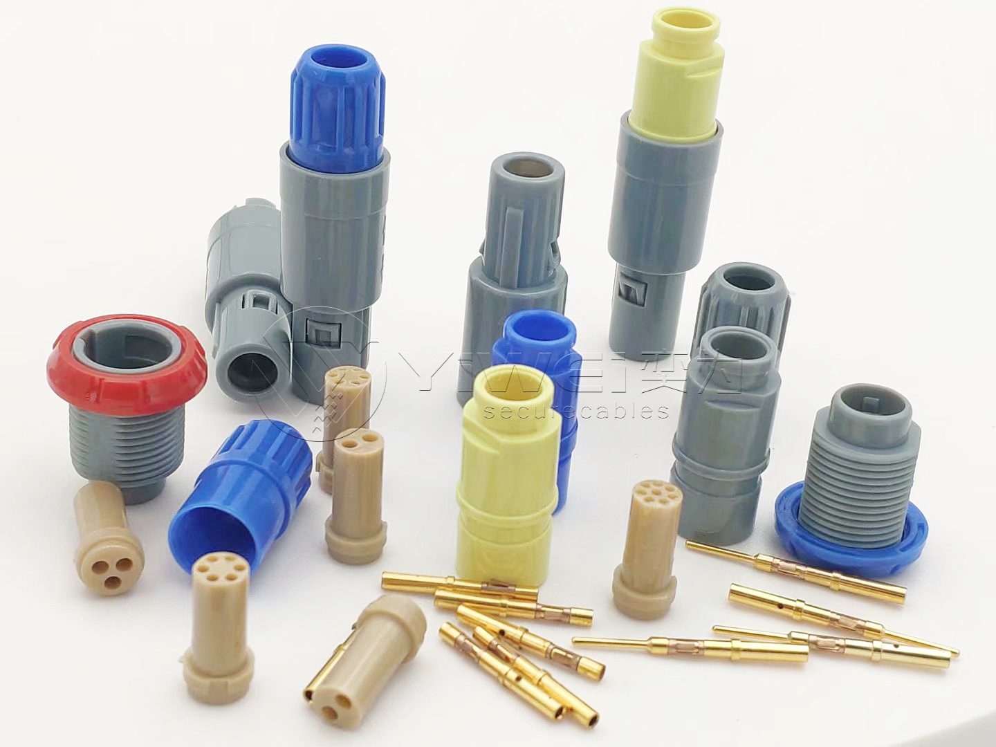 塑料推拉自锁连接器