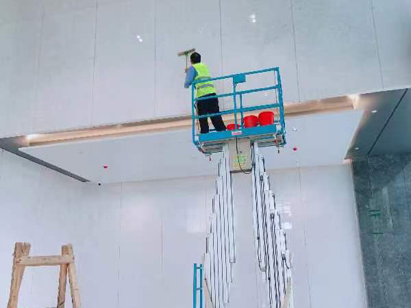 了解一下高空清洗作业可能存在哪些风险？