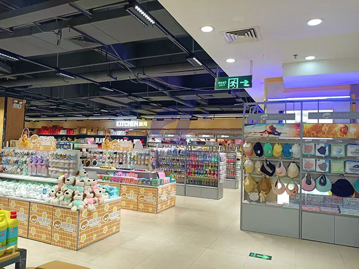 精品店货架
