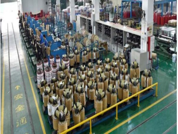 变压器生产车间