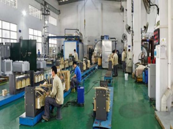 变压器生产车间