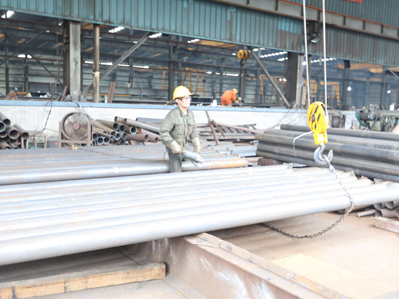 钢结构是主要由什么组成的结构?