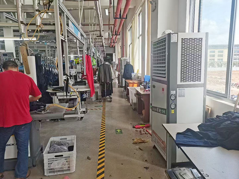 制衣厂工业省电空调降温案例