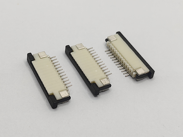 连接器厂家需注意市场哪些情况