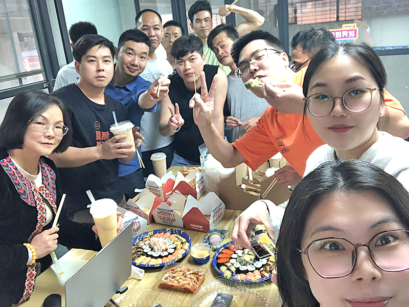 生日聚餐