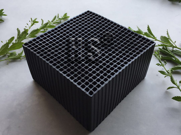 讲一讲块状蜂窝活性炭使用的注意细节是什么？