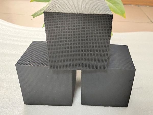 耐水蜂窝活性炭