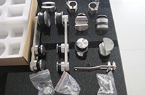 详细介绍荣雅思自动门的配件