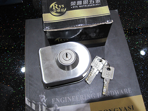 东莞荣雅思中央锁