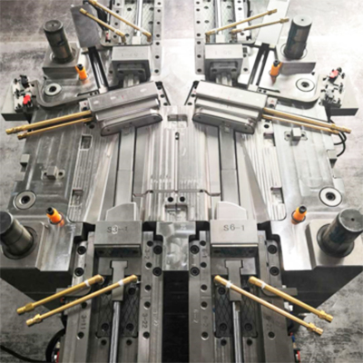 大型模具實(shí)物