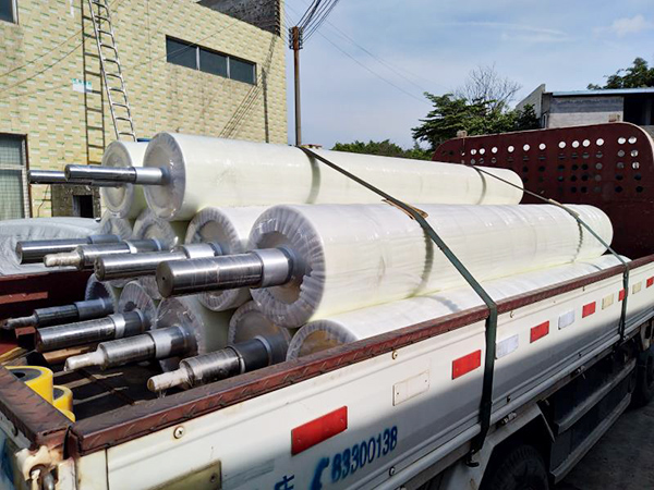 分析東莞PU膠輥表面產生局部磨損如何進行修復？