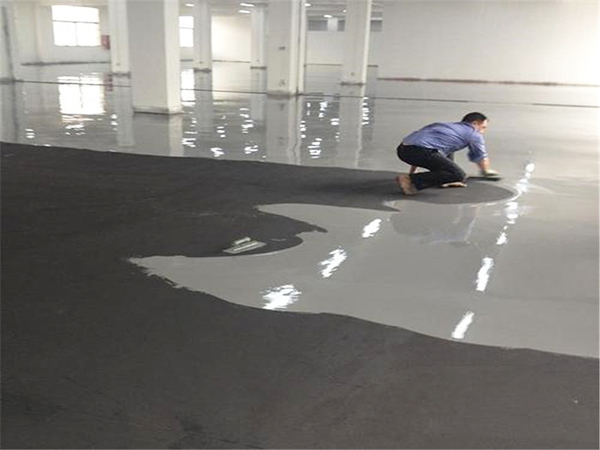环氧自流平地坪如何施工