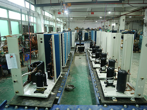 楼顶太阳能热水器