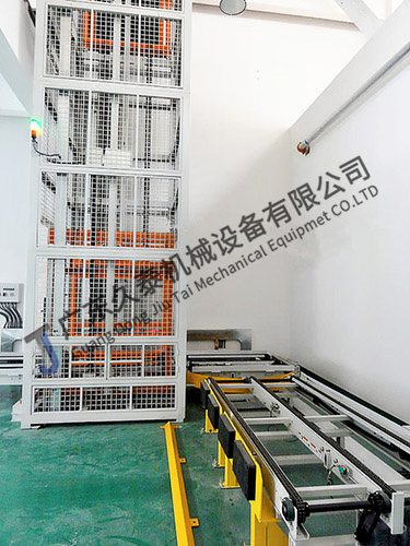 往復(fù)式提升機(jī)