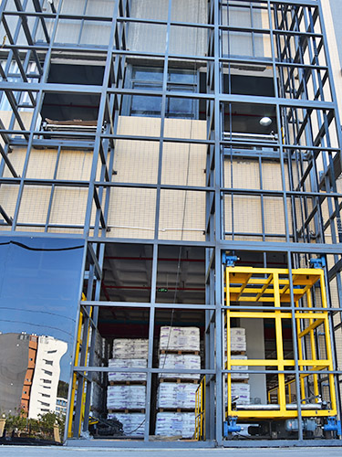 往復(fù)式提升機(jī)