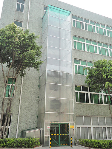 液壓升降機(jī)