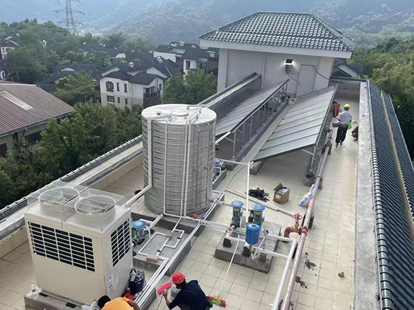 太阳能热水器