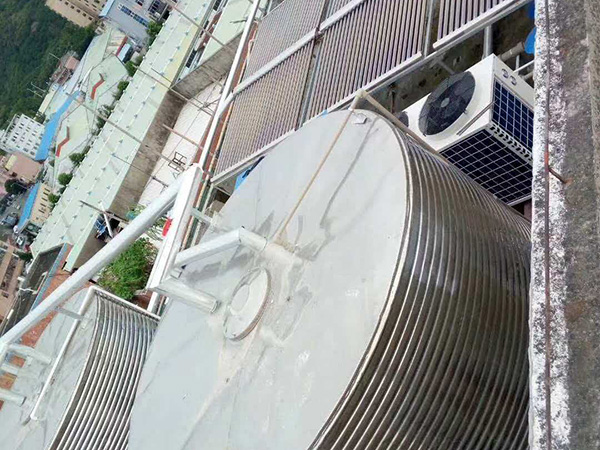 深圳真空管太阳能加空气能热水工程