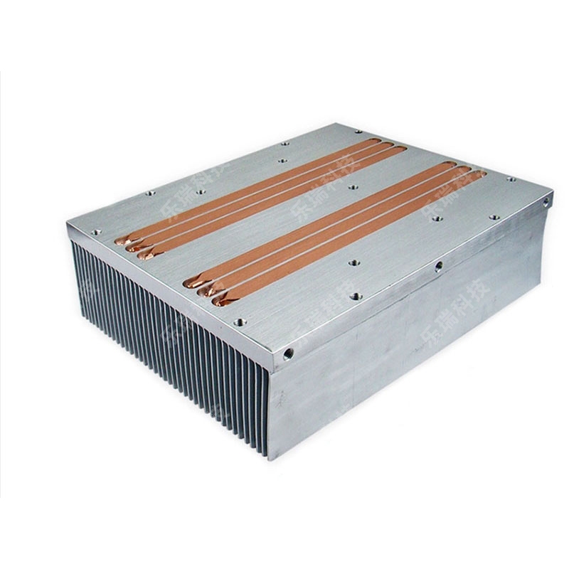 铲齿镶热管散热器