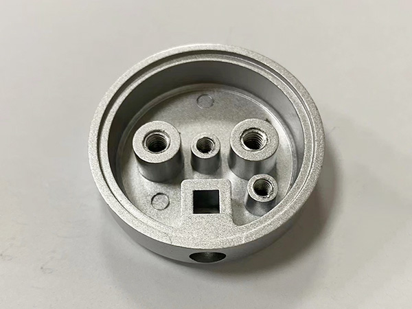 东莞锌合金压铸厂分享锌合金压铸工艺完整流程