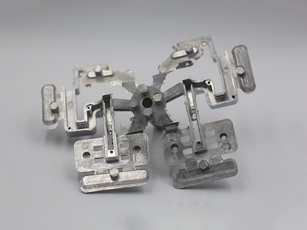 深圳锌合金压铸厂