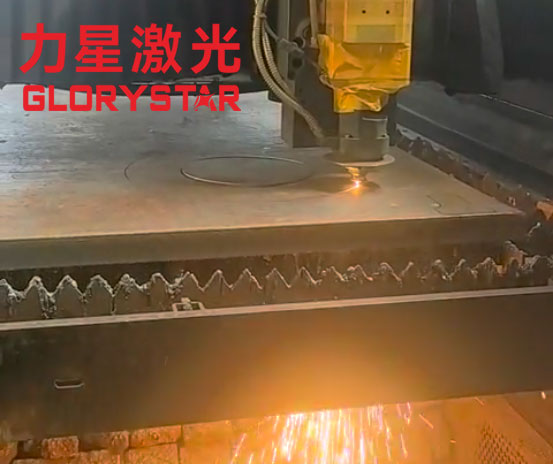 為什么越來越多企業關注3kw鋼板激光切割機？推薦了解力星激光