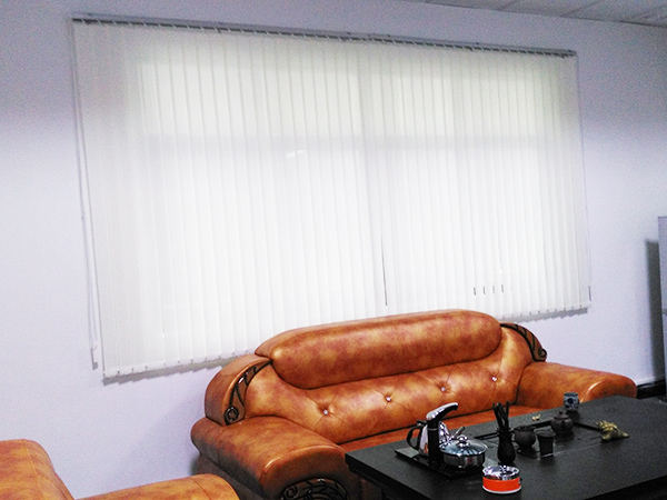 介绍一下公司窗帘有什么保养与维护方法？