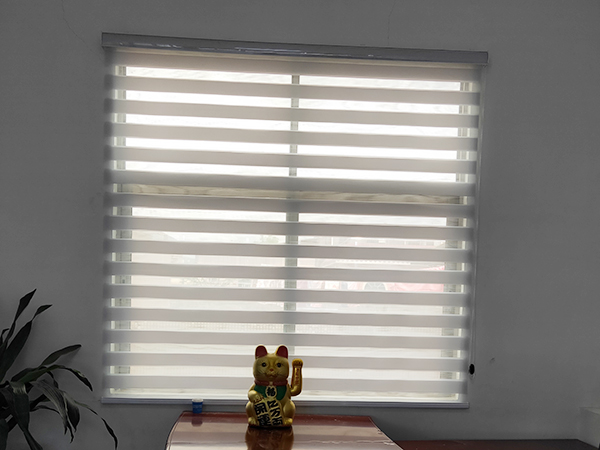 介紹一下倉庫窗簾安裝需要注意什么？