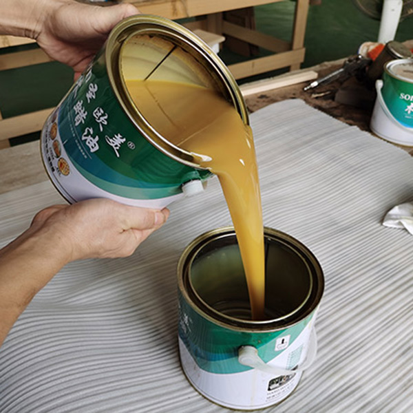 为什么使用家具木蜡油需要避免暴晒呢？