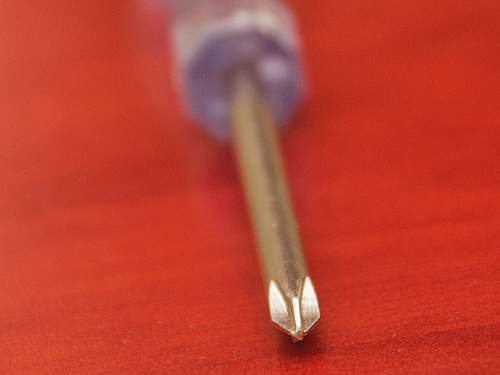 使用不锈钢螺丝刀有哪些注意事项？