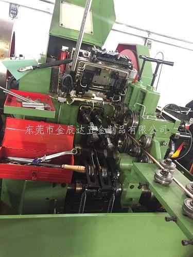 冷镦螺丝机对原材料的要求有哪些