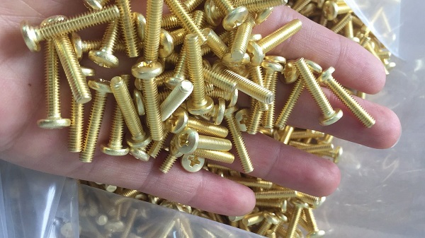 有关黄铜螺丝专业知识