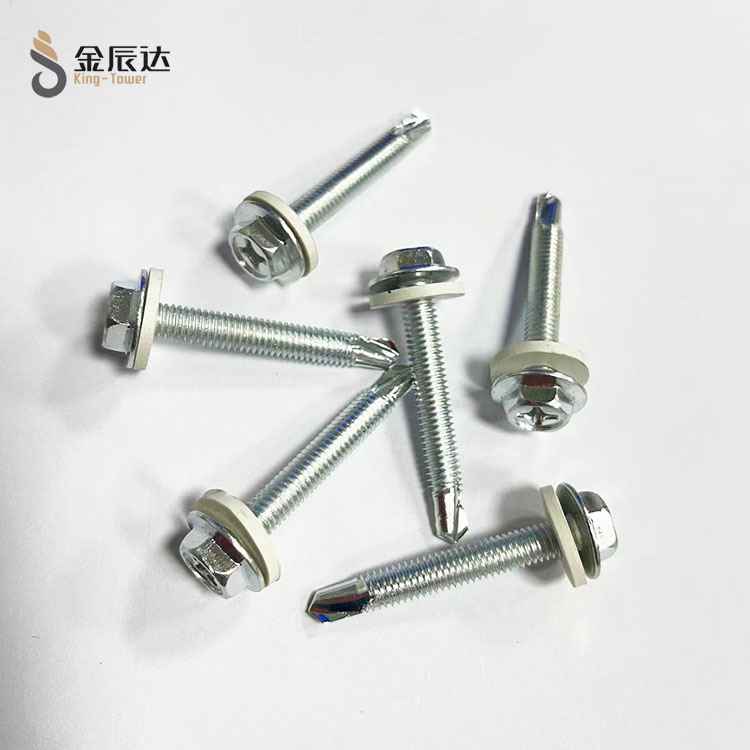 非标螺丝在使用时出现锁死该怎么处理？