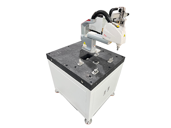 四轴机器人视觉贴标机