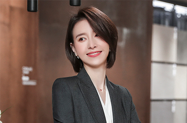 专业西装订做厂家介绍下女式西装定制设计时根据什么需求？