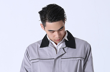 工作服定制厂家分享定制工作服时如何确保衣服的质量符合要求？