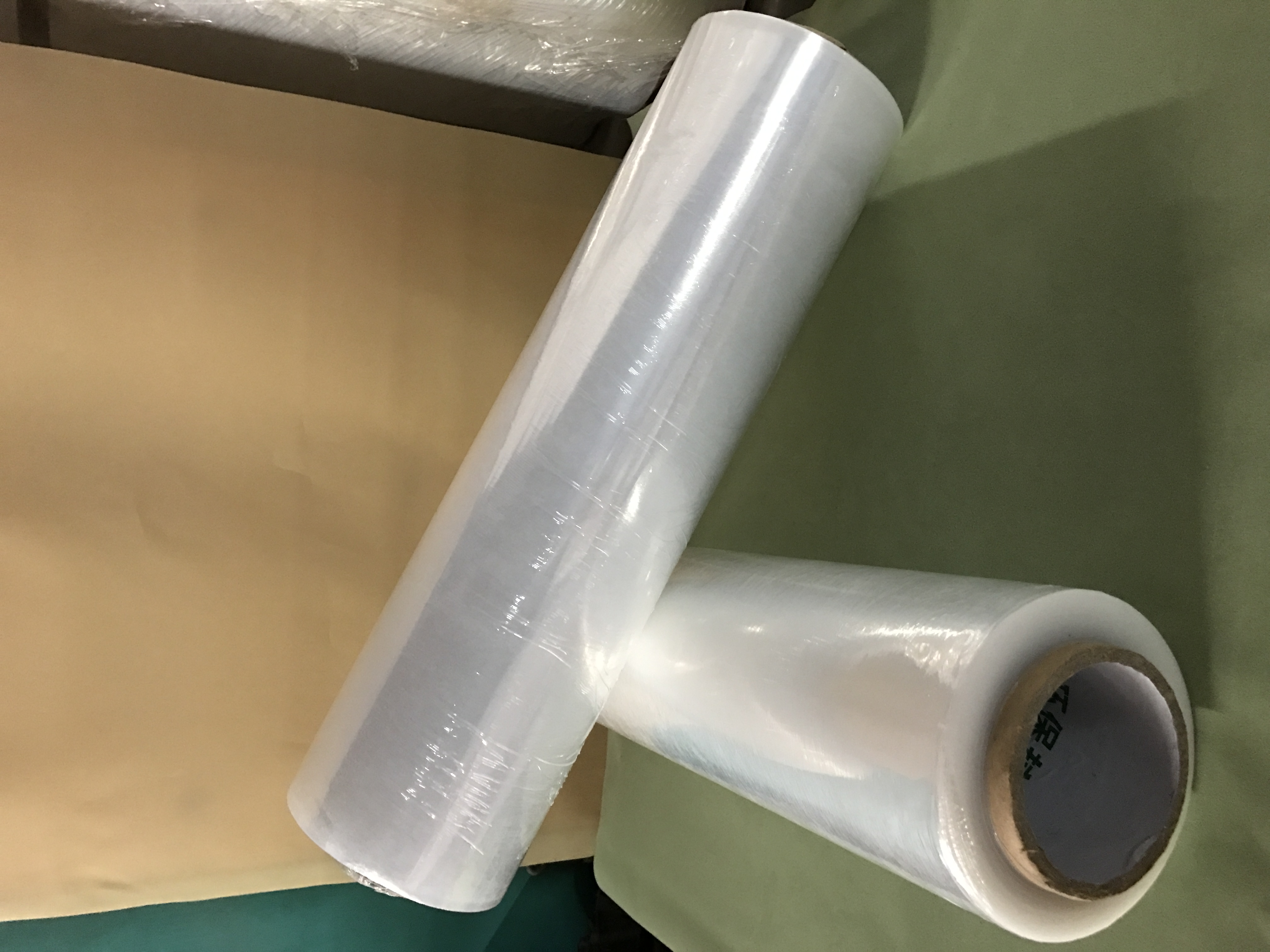 环保拉伸膜定制，上海pe缠绕膜价格