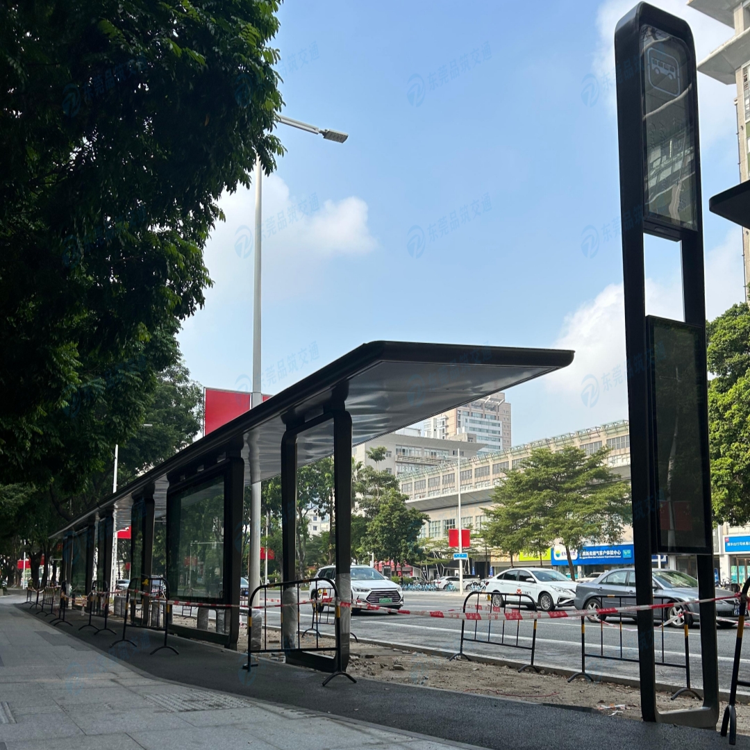 深圳市宝安区智能公交站台安装效果展示