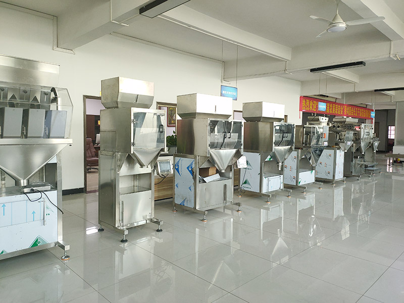 小型称重包装机车间