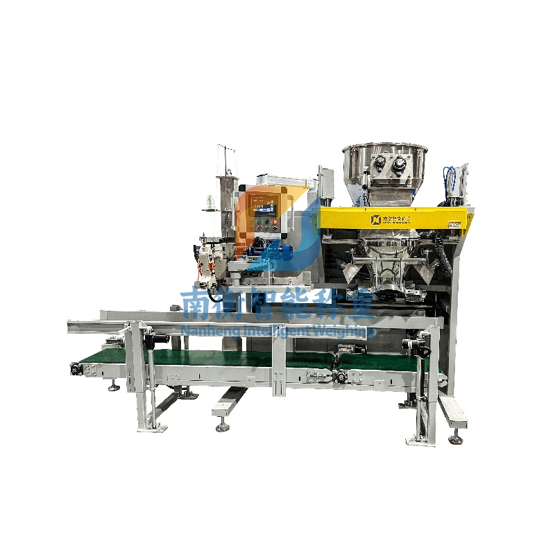 粉末牵引包装机